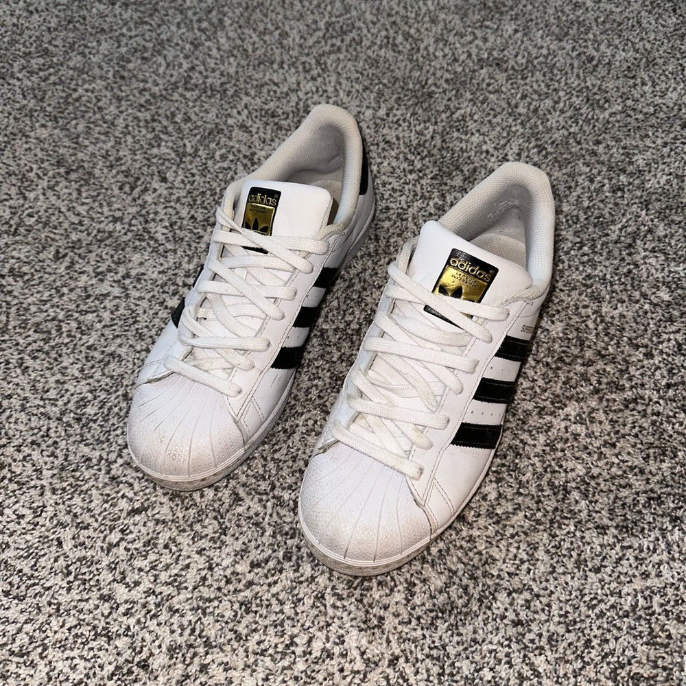 Women’s Adidas Superstars size 9